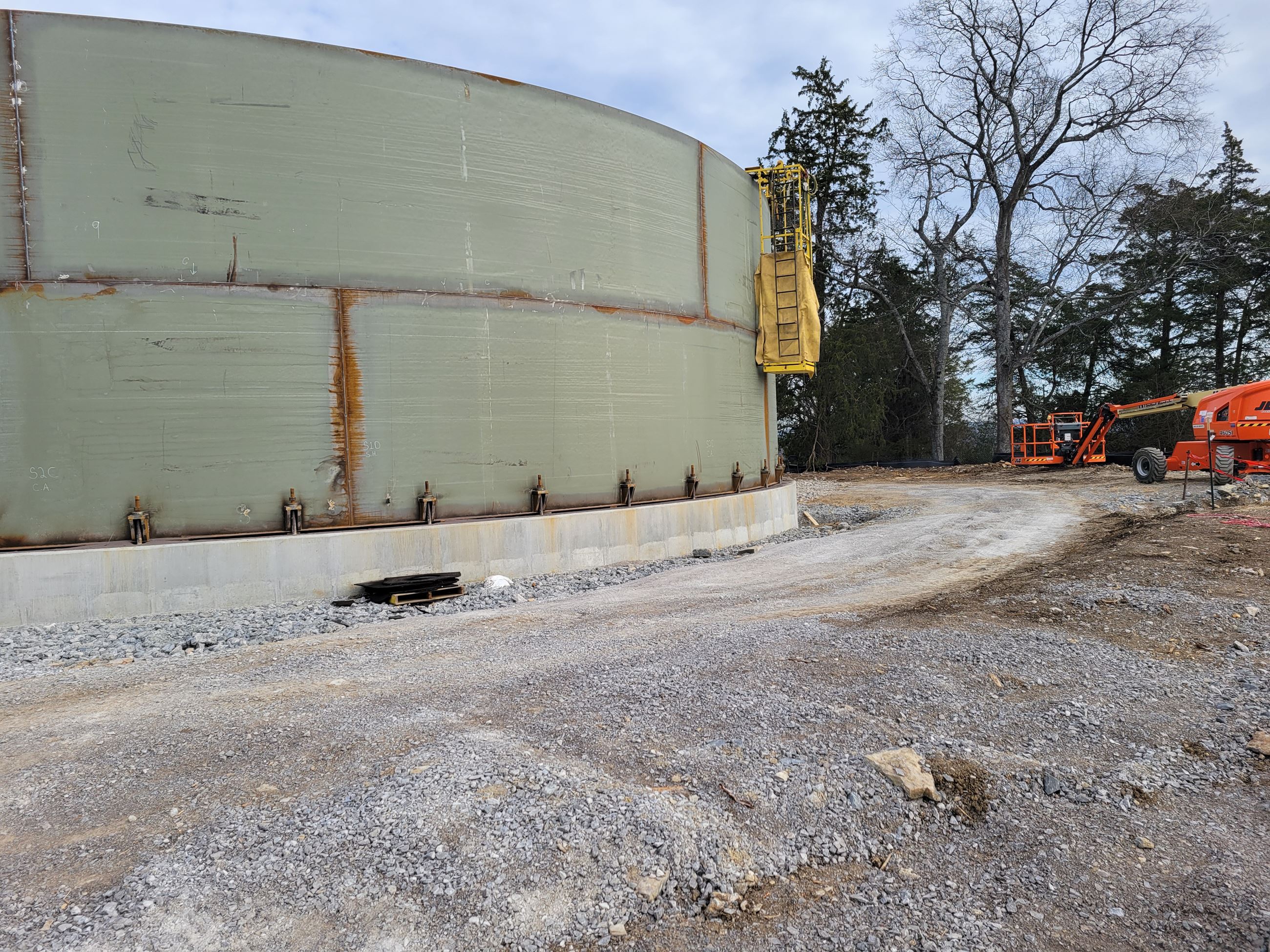 June-Lake-Water-Tank_12-22-2023